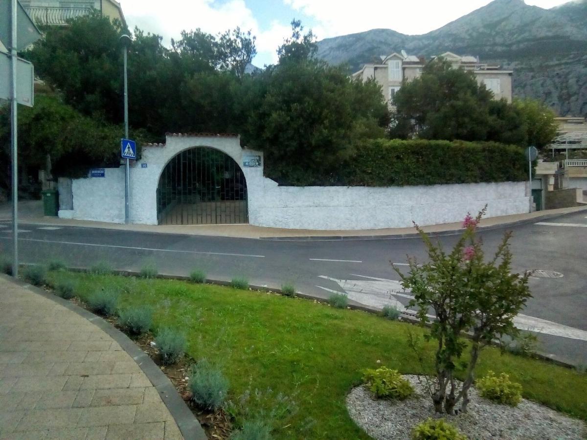 Daniela Apartment Makarska Ngoại thất bức ảnh